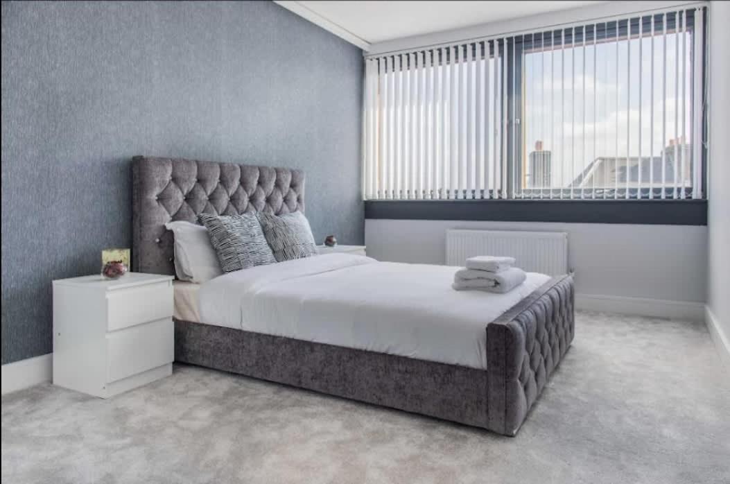 Incredible 3br Battersea Flat & Spectacular View Appartamento *